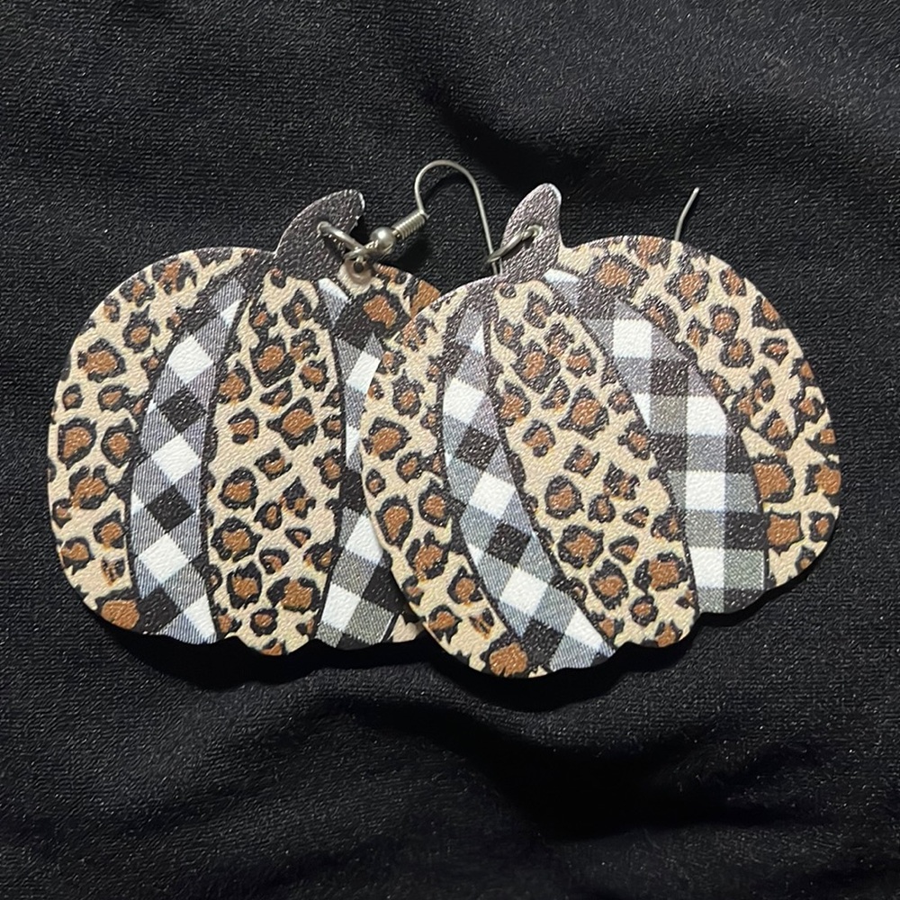 Leopard print and plaid leather pumpkin earring